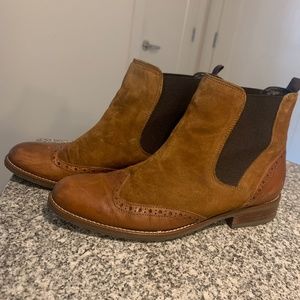 CARA Harrogate Chelsea Boots
